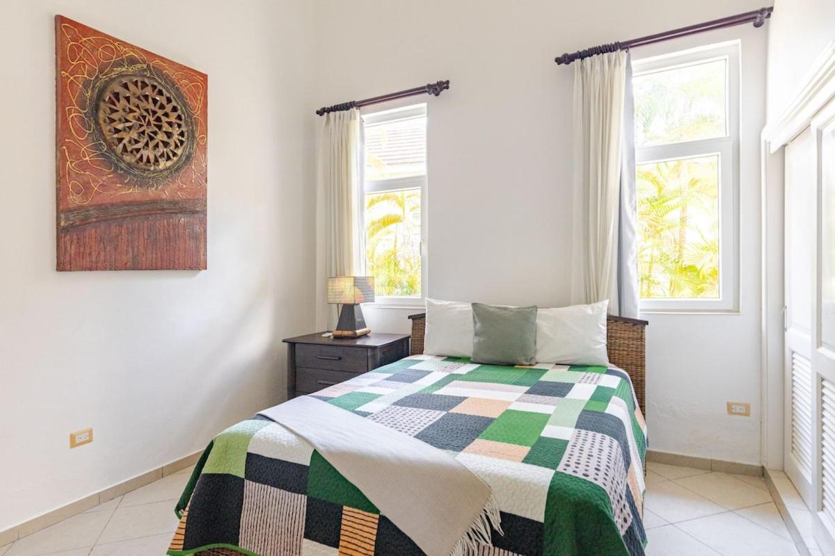 Private With Pool & Golf View Villa *