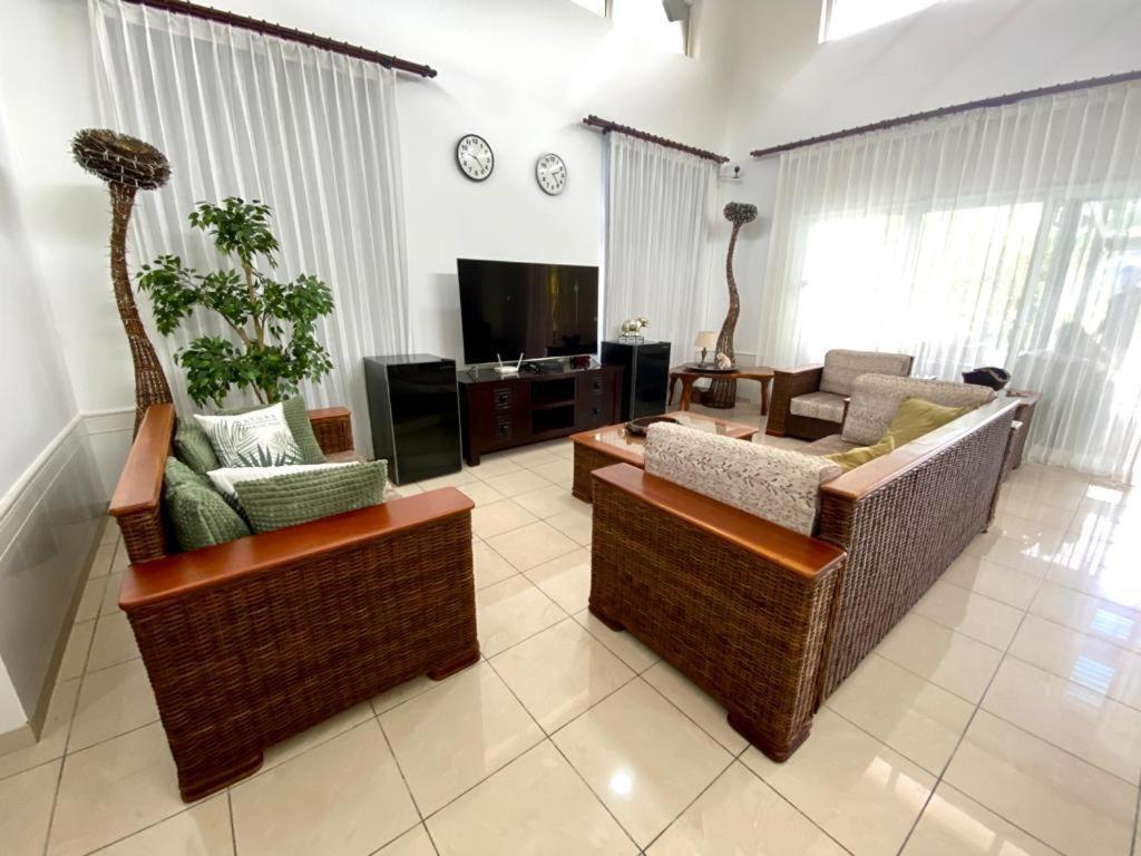 Private With Pool & Golf View