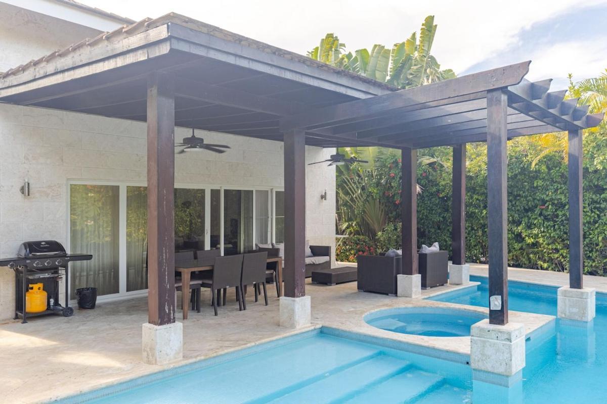 Private With Pool & Golf View Villa Punta Cana