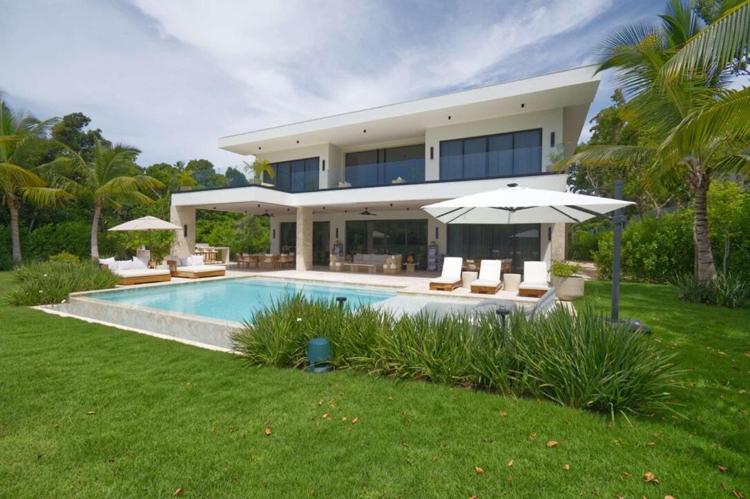 Modern With Staff In Golf N Holiday home Punta Cana