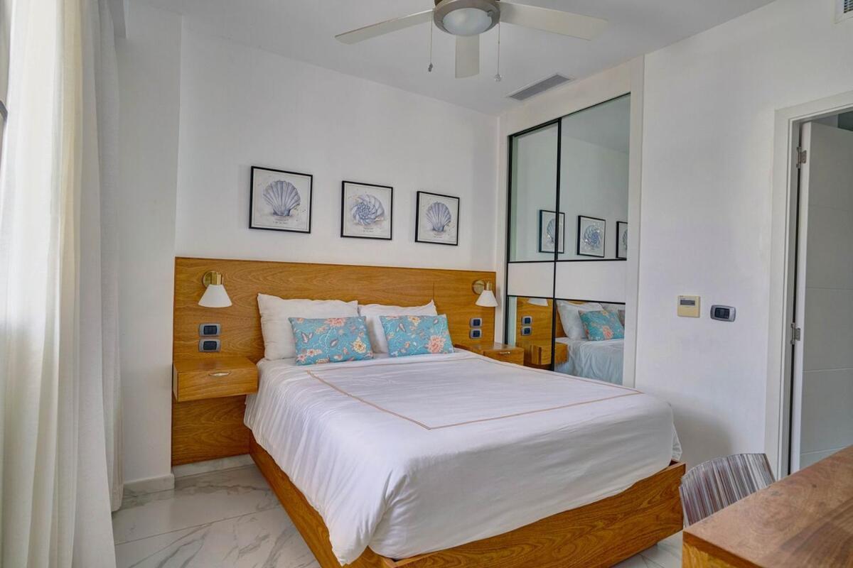 Luxury With Beach, Golf, Pool, Casino And Apartamento Punta Cana