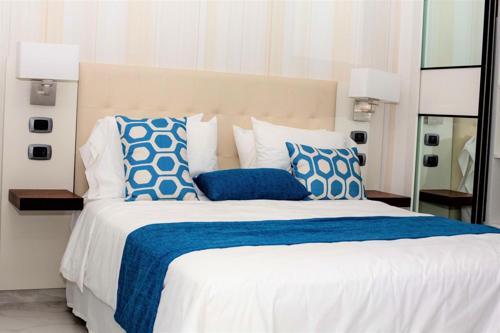 Cana Rock Star Apartahotel