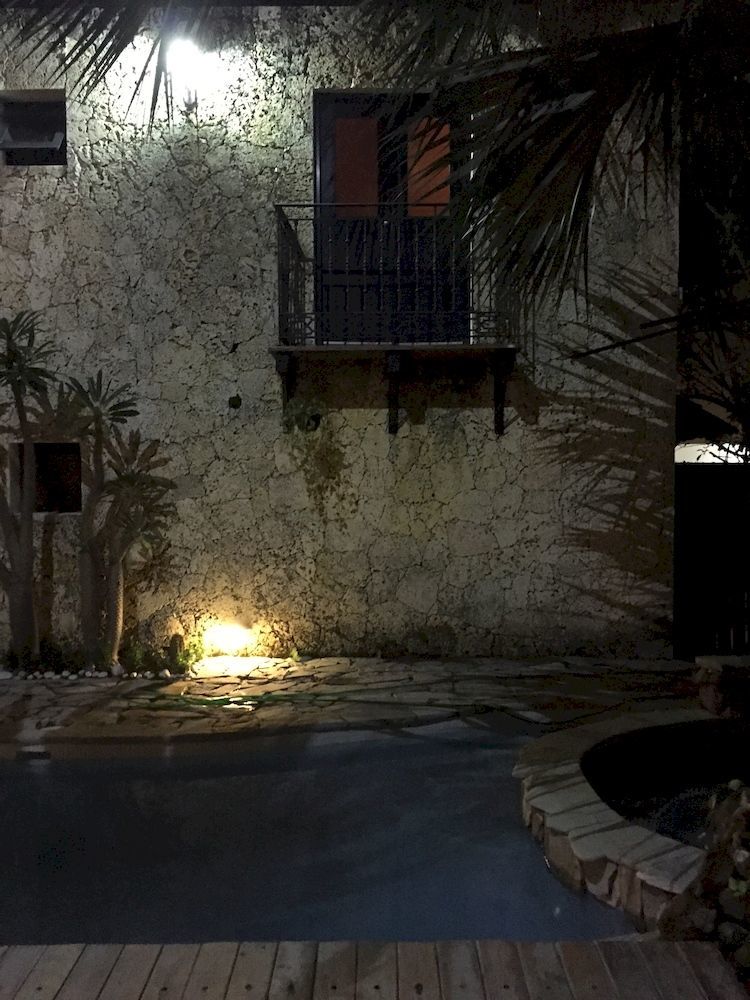Manaya Bed and breakfast 2*
