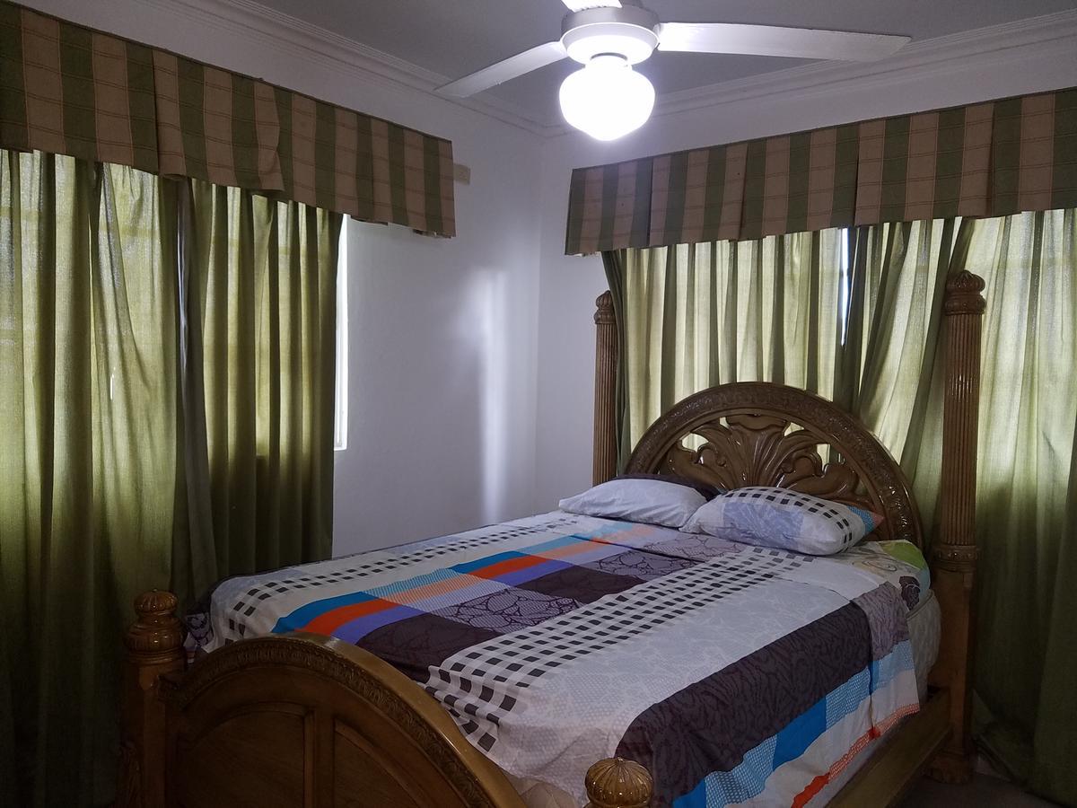 Shirley's Beach Place Habitación en casa particular Punta Cana