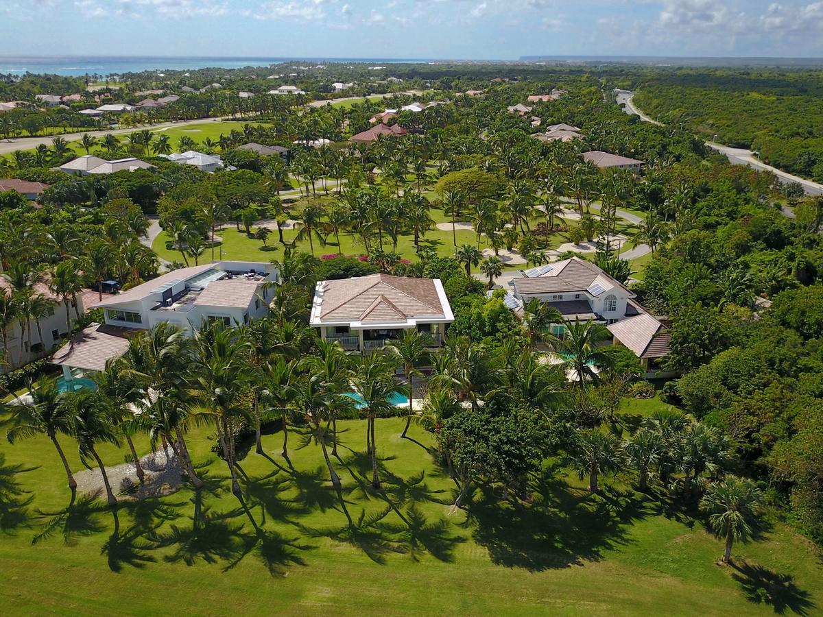 Villa Tortuga Bay, *