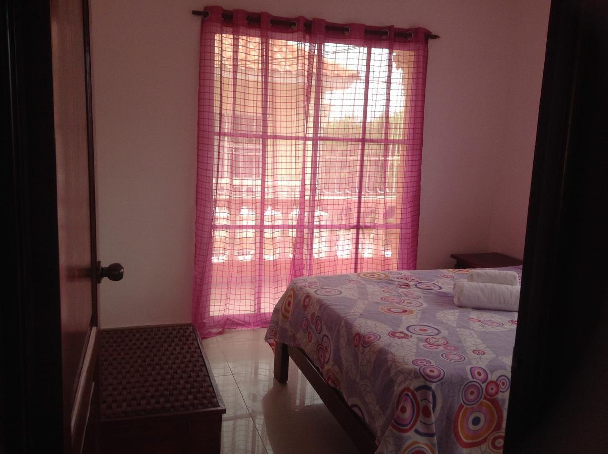 White Sands Shared Bed and breakfast