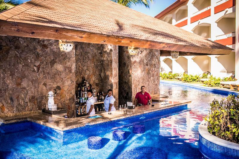 Majestic Colonial - Solo Adultos Resort