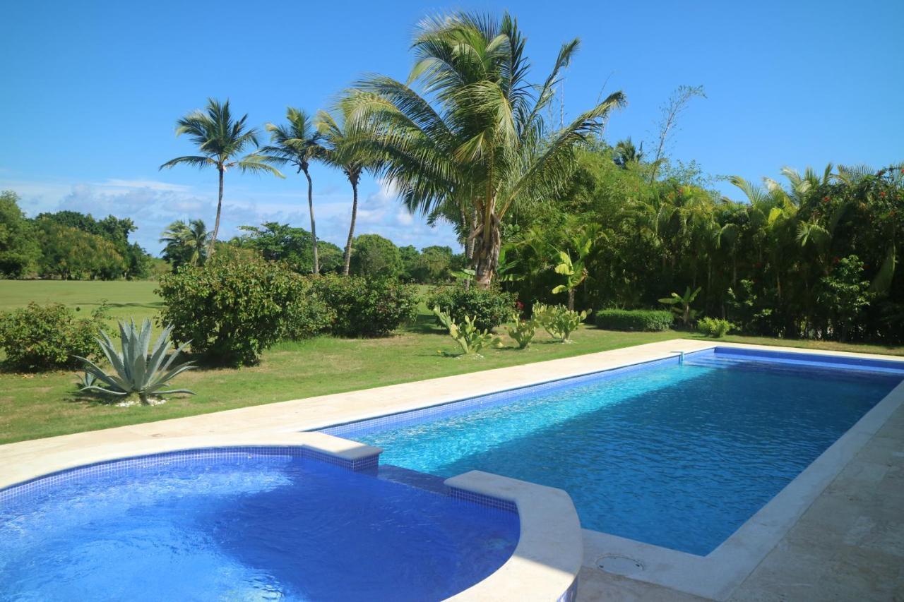Cocotal Bavaro 460 *