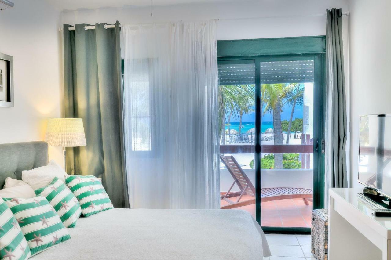 Apartamento Oceanfront With Views And Large Balcony - L-201 *