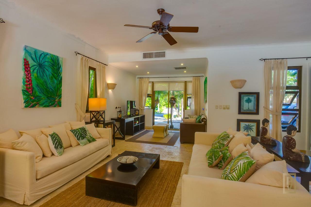 Villa Chalet Calle Los Cocos Punta Cana
