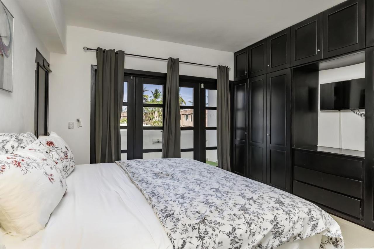 Apartahotel Flor Del Mar Beachfront 3*