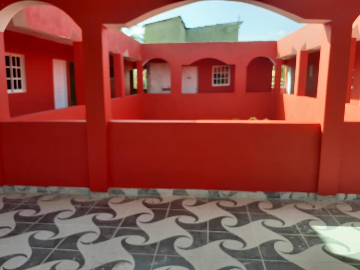 Hostal Punto4 *