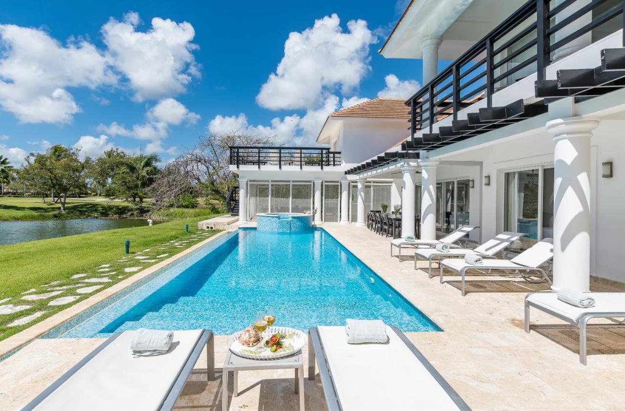 Pool View With Jacuzzi & Chef At Cocotal Golf & Country Club * Punta Cana