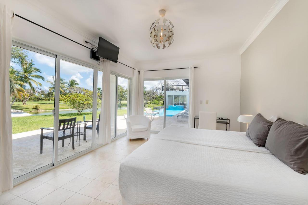 Villa Pool View With Jacuzzi & Chef At Cocotal Golf & Country Club