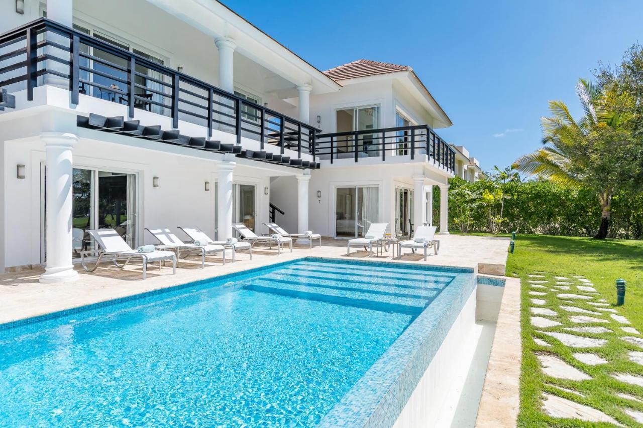 Pool View With Jacuzzi & Chef At Cocotal Golf & Country Club Villa