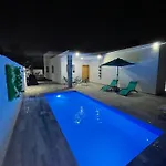 VILLA VICTORIA, hermosa villa con piscina en Punta Cana