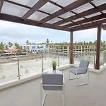 Amplio Ph De 1 Habitacion A Pasos De La Playa
