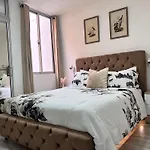 Lovely 3 Bedroom Condo Near Downtown And Foodies