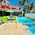 Punta Cana Villa-Pool-Bavaro Beach- Maid