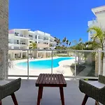 Paseo Playa Coral B-202