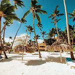 50 Steps To Private Beach Poolside Rooftop Terrace