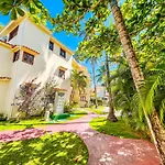 Caribbean Mojito Beach Hotel Wifi Villas And Apartments Long Term Los Corales Beach Club & Spa