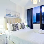Cozy Hideaway Apt, Jacuzzi