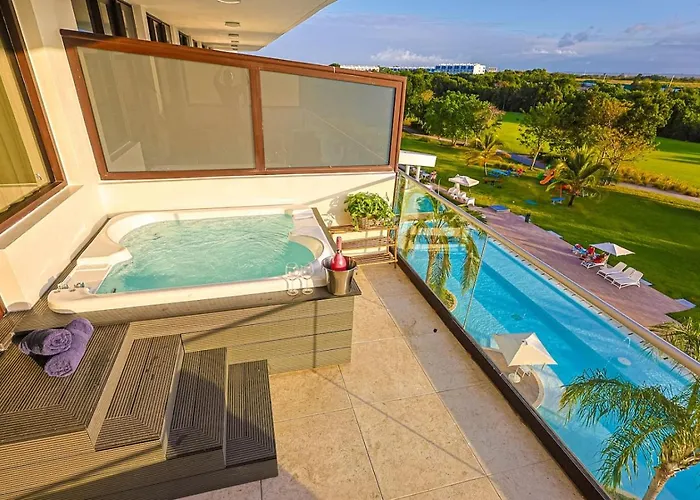 Cozy Hideaway Apt, Jacuzzi