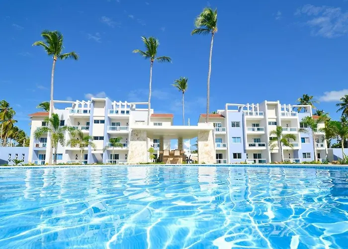 Penthouse Apartment With Rooftop Near Beach