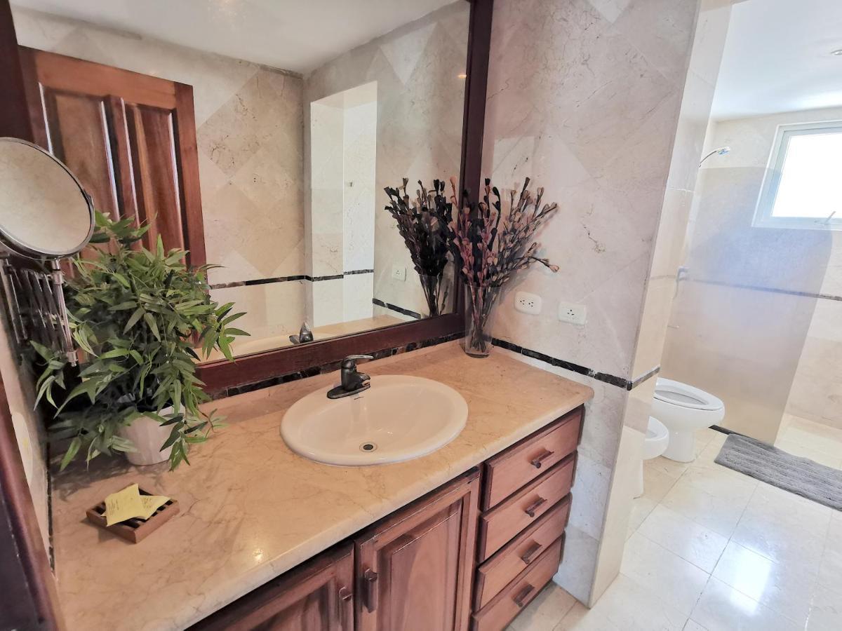 Casa Confortable 6 Huéspedes En La Playa Bavaro Wifi Bbq Swimming Pool Parking Punta Cana