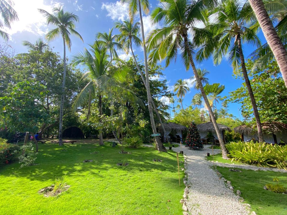 Tropical Village Los Corales