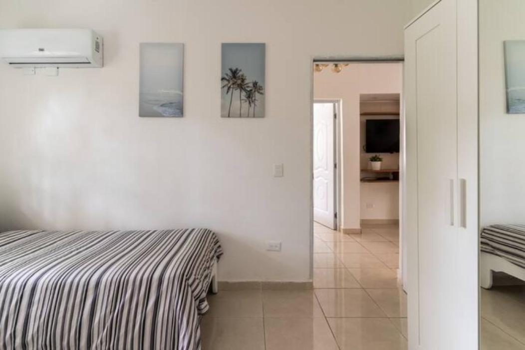 Cozy 2 Bdr Condo, With Pool Area And Free Wifi Apartamento *