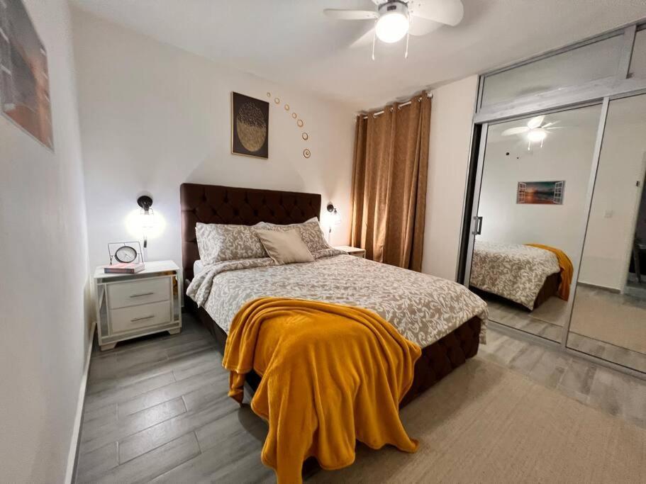 Lovely 3 Bedroom Near Downtown And Foodies *