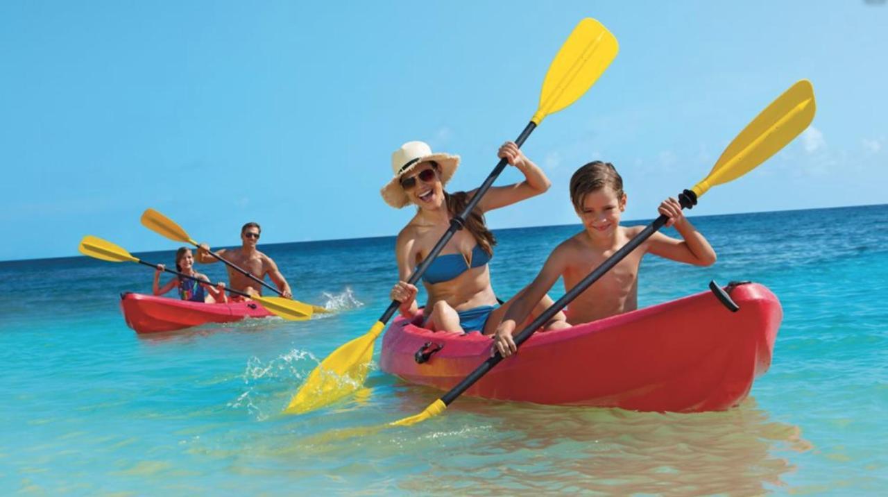 Olas De Puntacana Rooftop Pool Hotel 5*