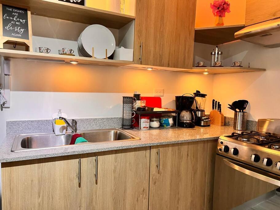 Lovely 3 Bedroom Near Downtown And Foodies Apartamento *