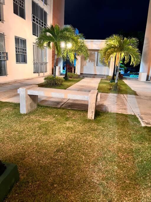 Apartamento Lovely 3 Bedroom Near Downtown And Foodies *