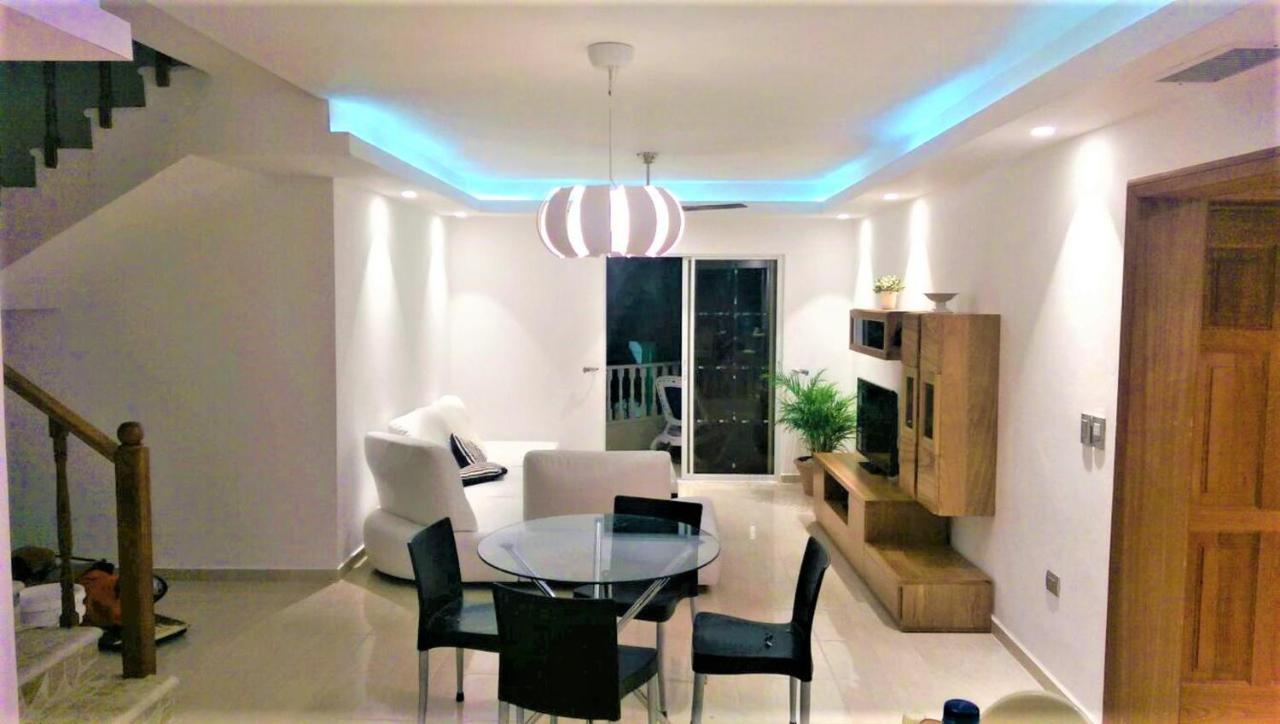 Huge Penthouse Near The With Private Jacuzzi