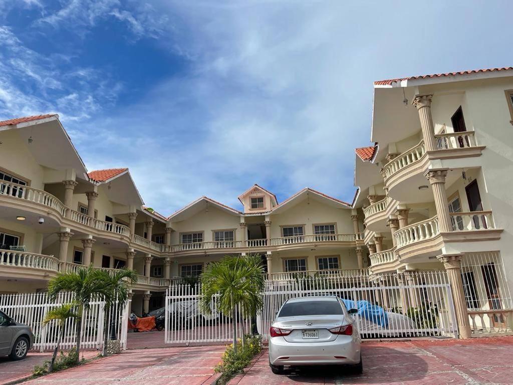 Habitat Bavaro Apartamento *