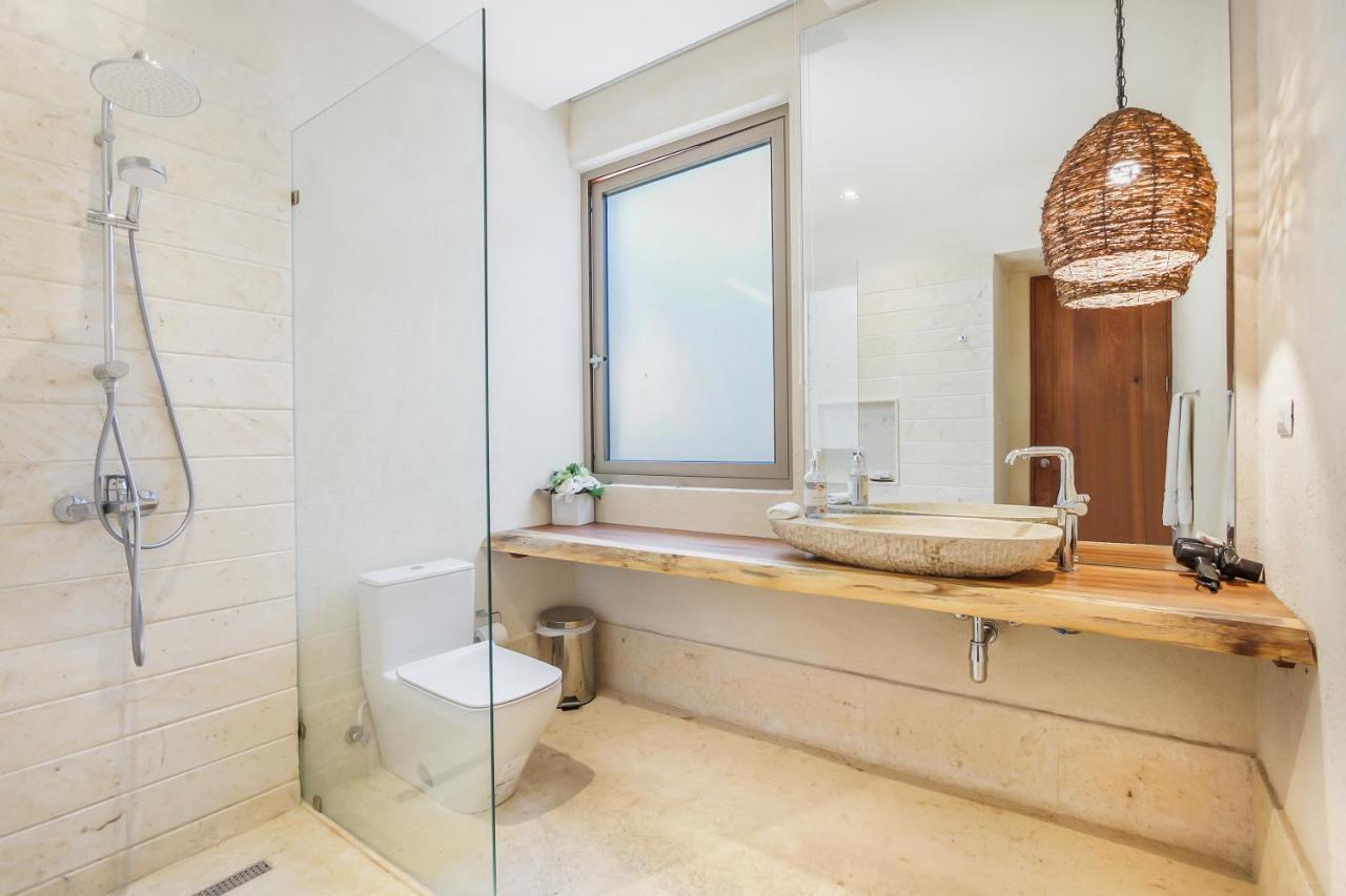 5br Cap Cana With Ocean & Golf Views, Chef, Maid, Butler, Pool, Jacuzzi, And Club Access Villa