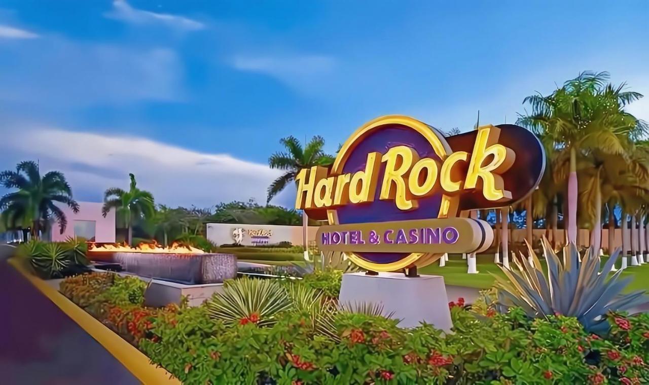 Cana Rock Condos, Boulevard Turístico Del Este, Cana Bay, *