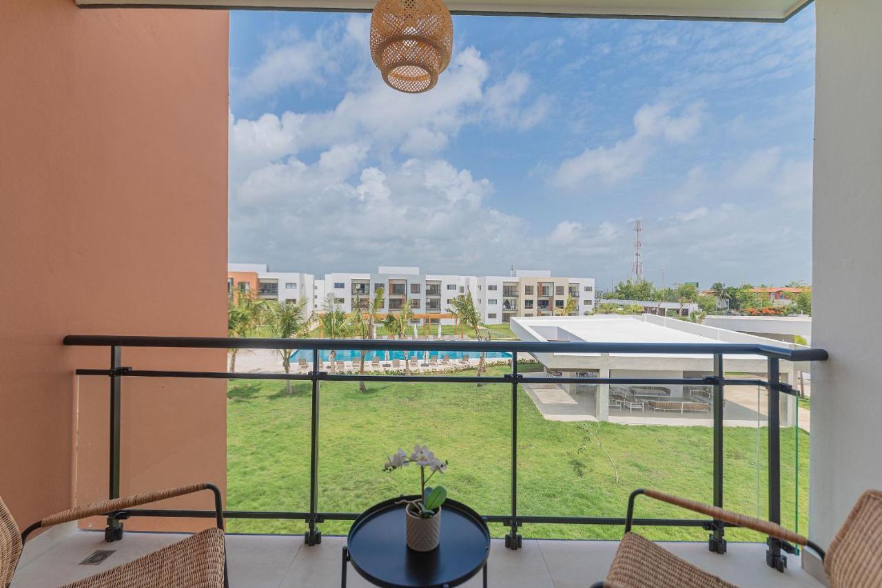 Vista A La Piscina Apartamento De 2