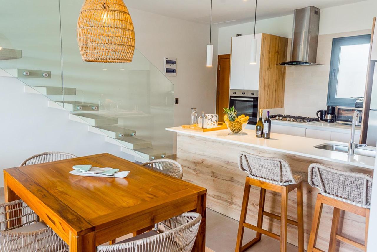 Stylish And Spacious Penthouse With Bbq And Picuzi
