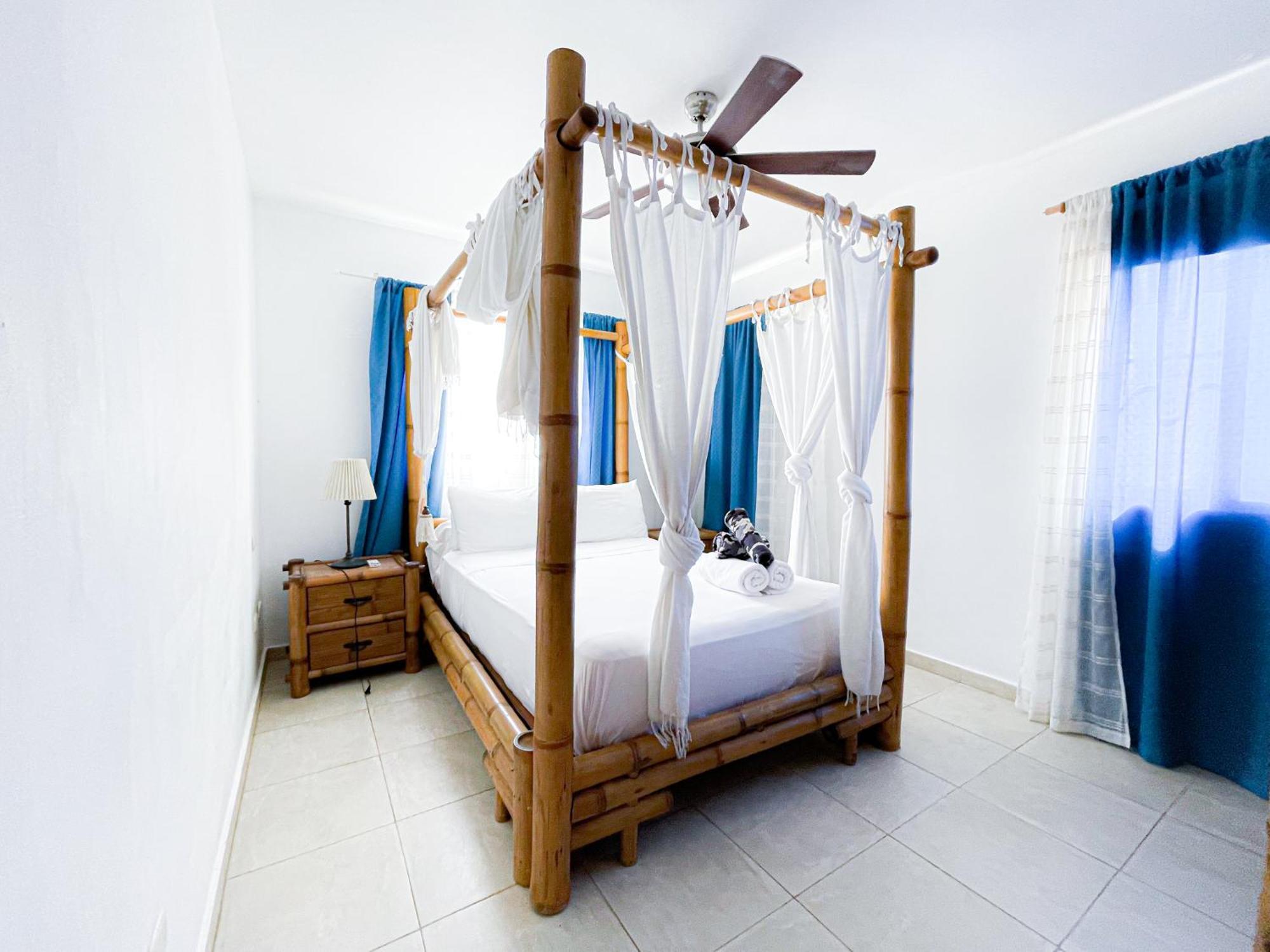 Holiday Dreams Los Corales Bavaro Wifi Bbq Parking Beach Club & Spa Hotel 5*