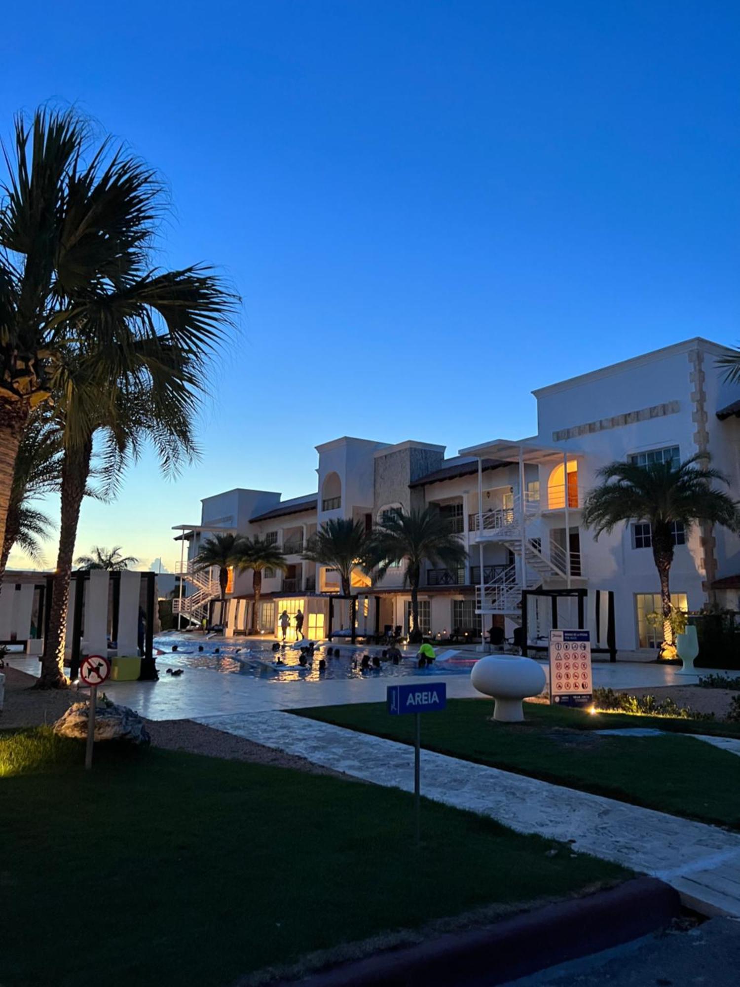 Tanama Apartahotel *
