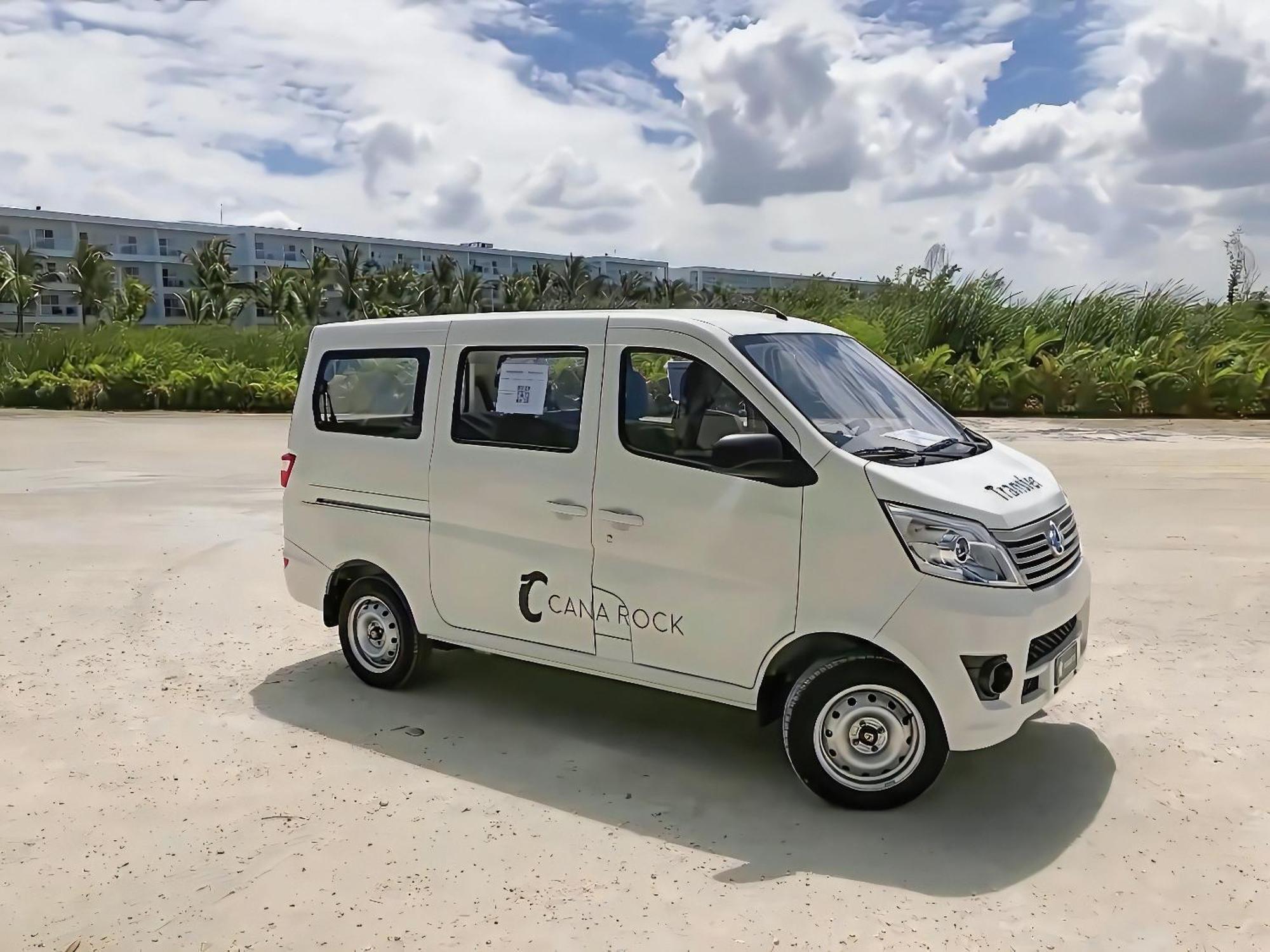 Cana Rock Condos, Boulevard Turístico Del Este, Cana Bay, * Punta Cana