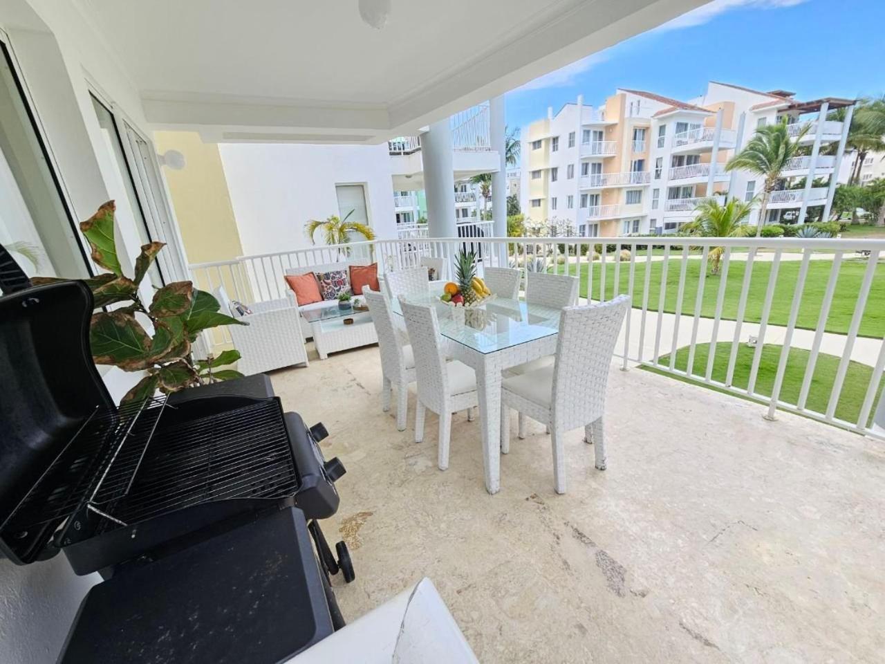 Stunning 3bdr Private Access Playa Turquesa *