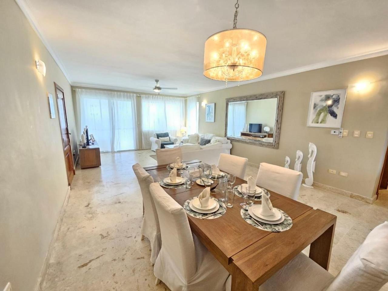 Stunning 3bdr Private Access Playa Turquesa *