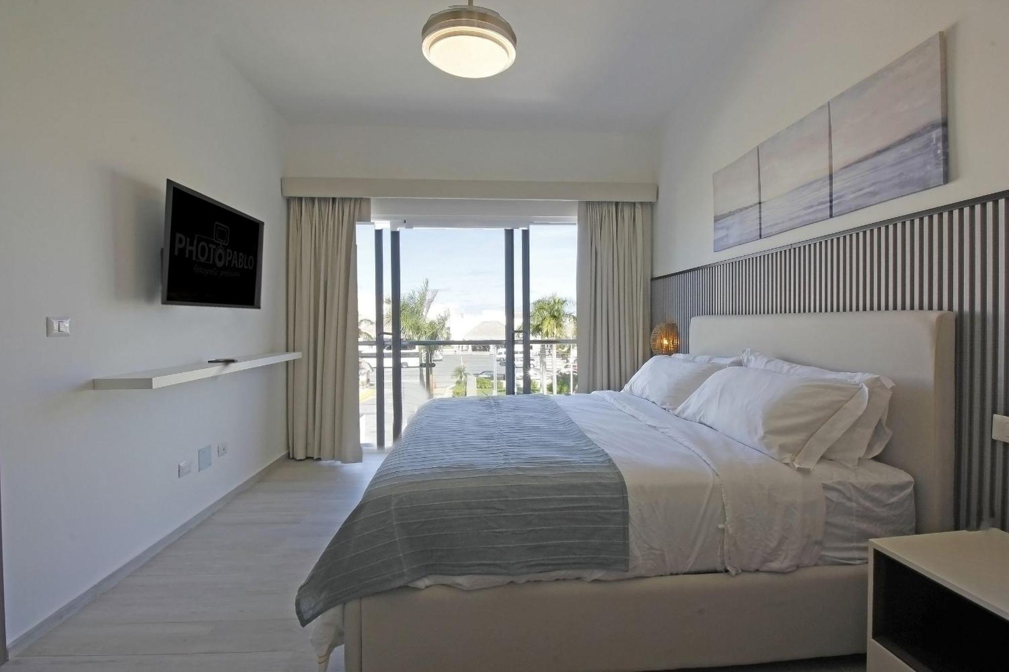 Exquisito Apto 2 Hab/2 Ba Junto A Hard Rock Apartamento
