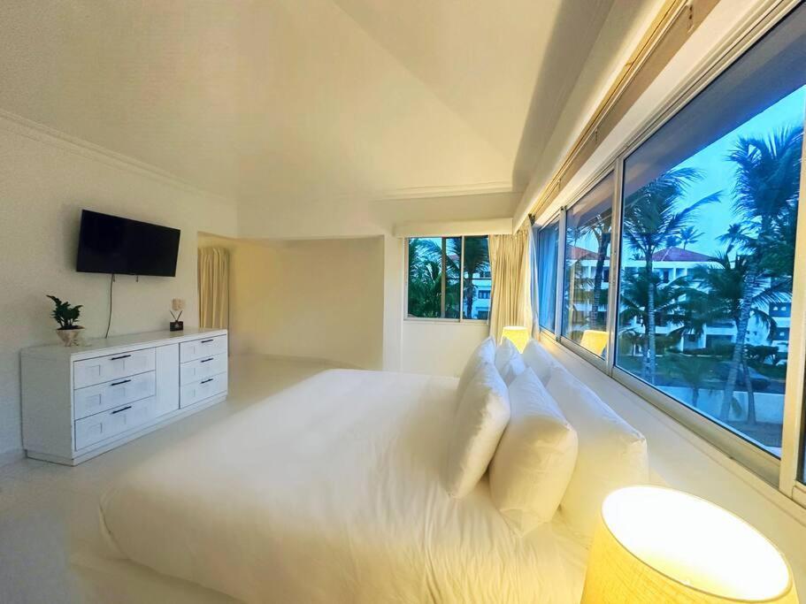 Villa Villa-pool-bavaro Beach- Maid Punta Cana