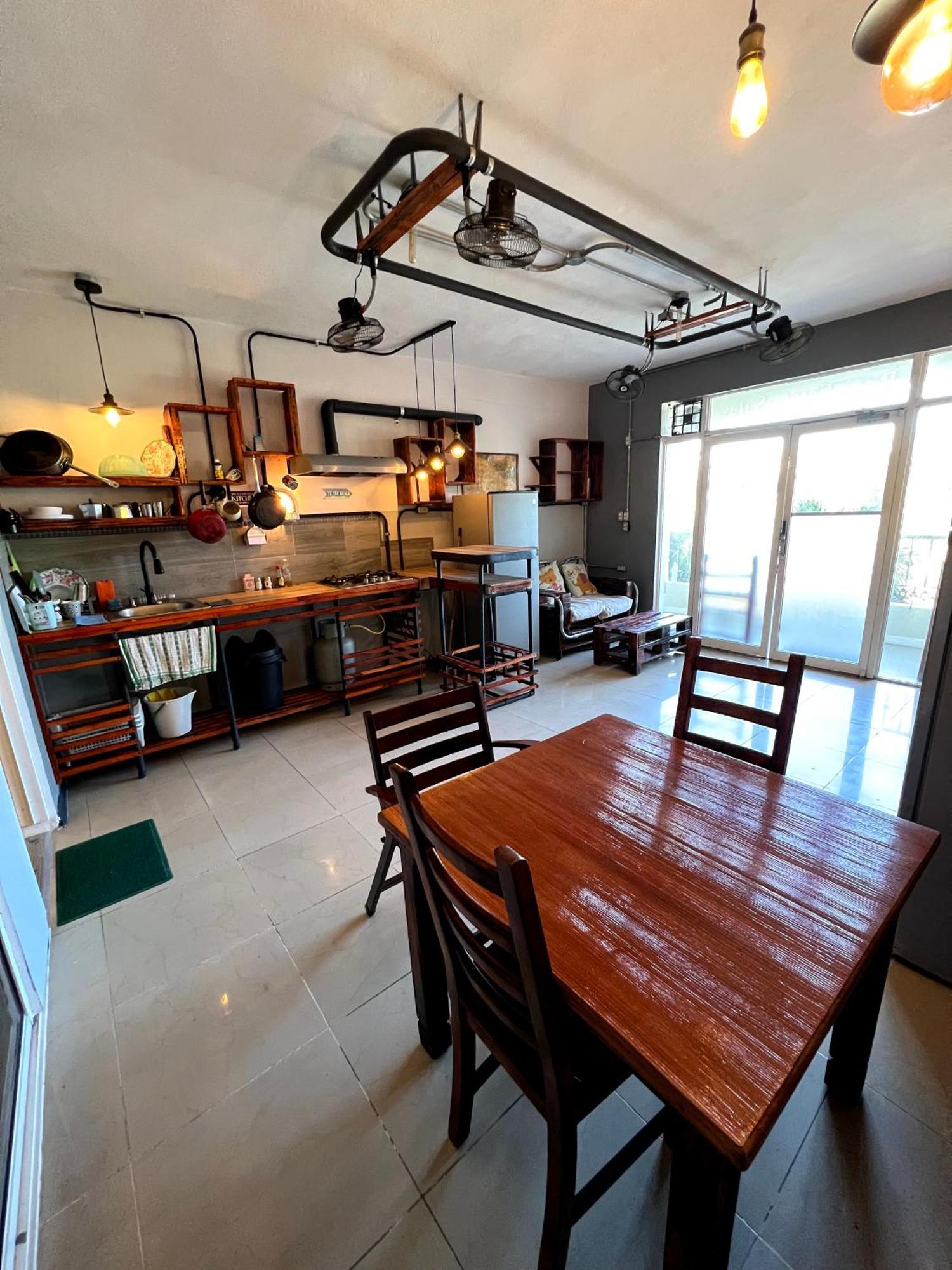 Hostal Eco Vip 1 *